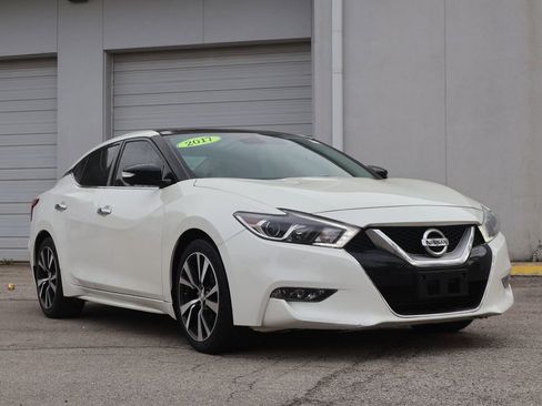 Used 2017 Nissan Maxima Platinum FWD image 1