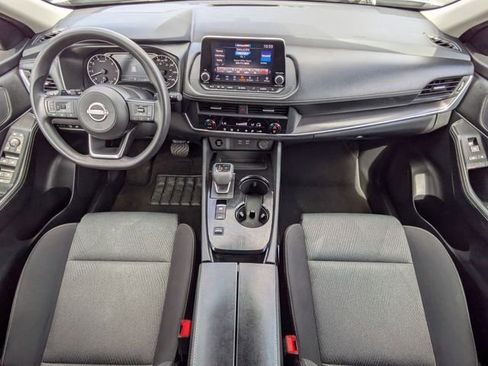 Used 2024 Nissan Rogue SV image 16