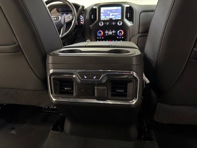 Used 2023 GMC Sierra 2500 AT4 w/ AT4 Preferred Package AWD/4WD image 26