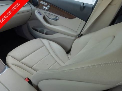 Used 2022 Mercedes-Benz GLC 300 4MATIC w/ Premium Package Lite image 26