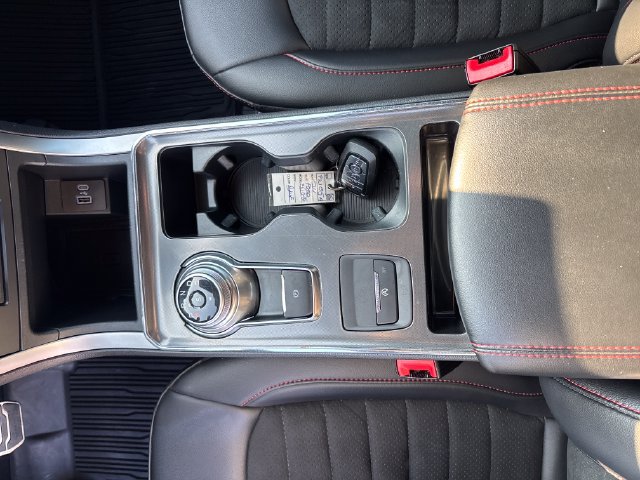 Used 2024 Ford Edge ST-Line w/ Cargo Accessory Package AWD/4WD image 16