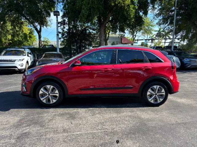 Used 2022 Kia Niro EX FWD image 8