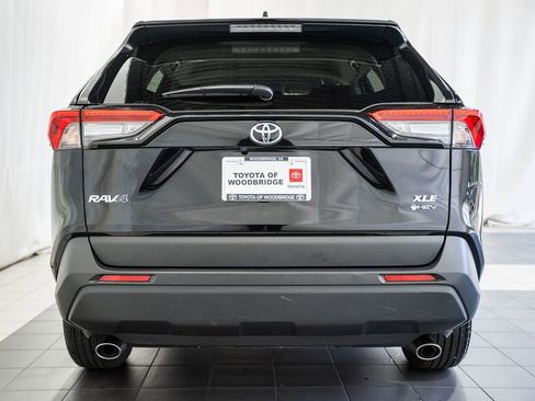 Used 2025 Toyota RAV4 XLE image 5