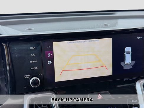 Used 2023 Kia Sorento S w/ Panoramic Sunroof Package FWD image 9
