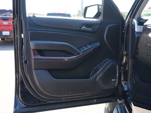 Used 2020 GMC Yukon XL SLT w/ Enhanced Security Package AWD/4WD image 14