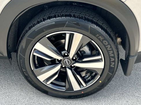 Used 2023 Nissan Rogue SL w/ SL Premium Package AWD/4WD image 19
