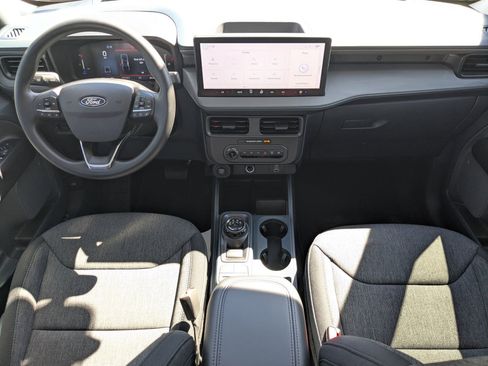 New 2025 Ford Maverick Lobo image 17