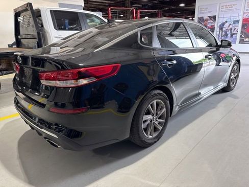 Used 2020 Kia Optima LX FWD image 4