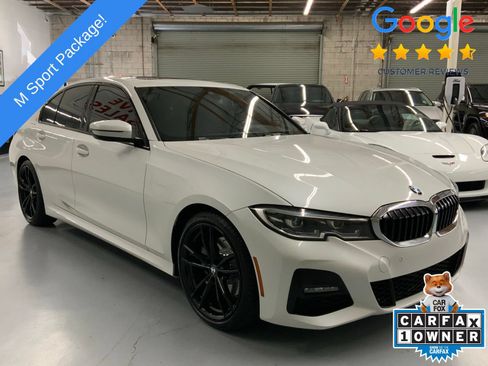 Used 2022 BMW 330i Sedan w/ M Sport Package RWD image 3