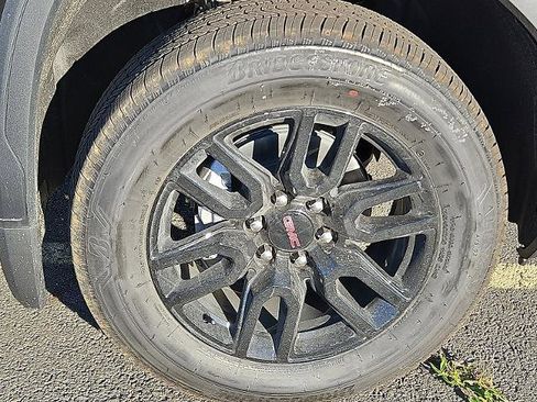 New 2026 GMC Sierra 1500 Elevation image 6