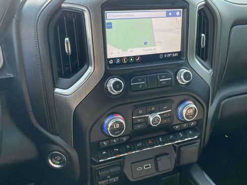 Used 2020 GMC Sierra 1500 Denali w/ Denali Ultimate Package image 17