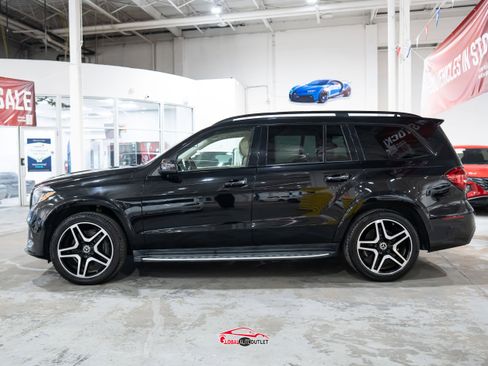 Used 2018 Mercedes-Benz GLS 550 4MATIC w/ Driver Assistance Package image 4