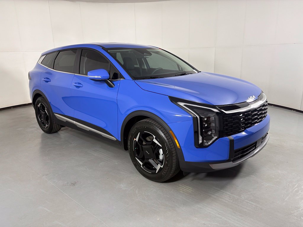 New 2026 Kia Sportage EX FWD image 2
