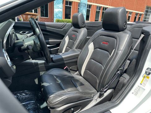 Used 2016 Chevrolet Camaro SS RWD image 38