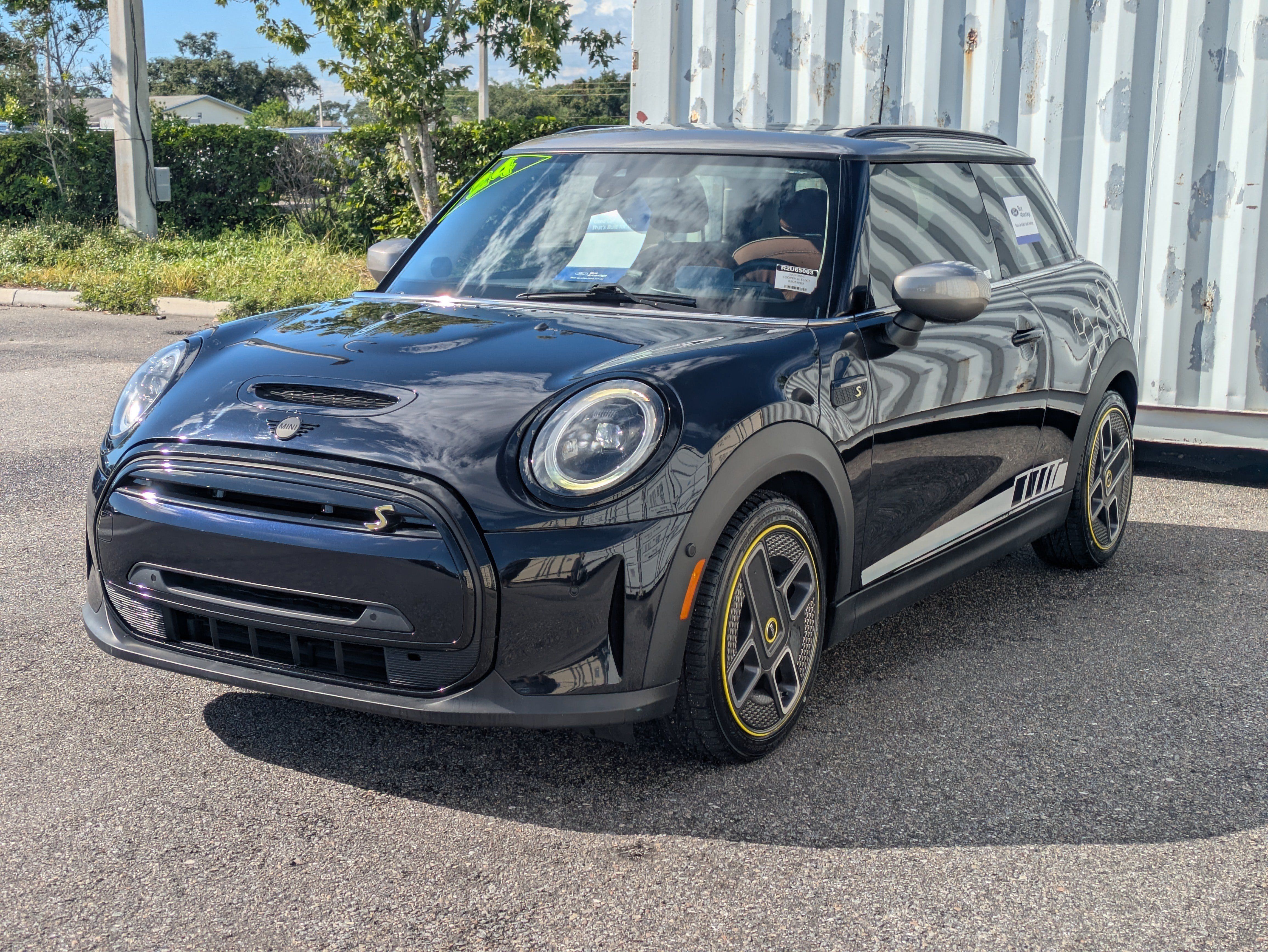 Used 2024 MINI Cooper SE FWD image 8