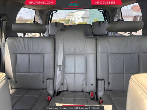 Used 2012 Lincoln Navigator 4WD image 29