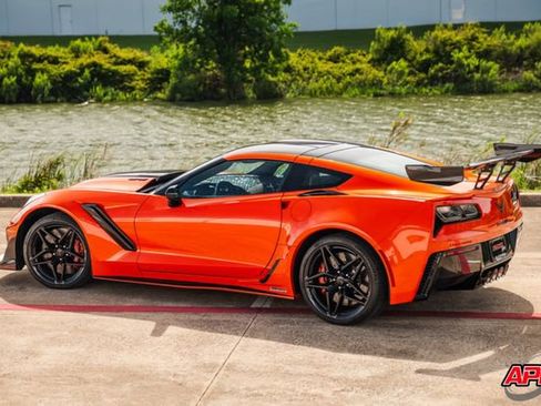 Used 2019 Chevrolet Corvette ZR1 RWD image 67