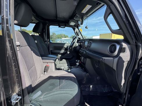Used 2021 Jeep Gladiator Sport w/ Quick Order Package 24Q 80Th AWD/4WD image 19