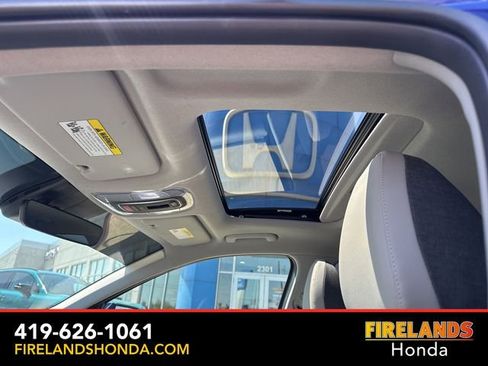Used 2023 Hyundai Elantra Limited FWD image 29