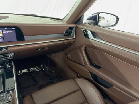 Used 2020 Porsche 911 Carrera S image 29