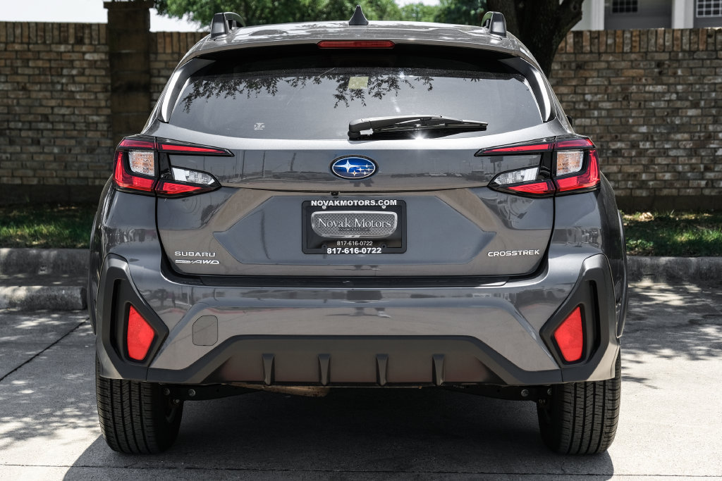 Used 2024 Subaru Crosstrek 2.0i Premium AWD/4WD image 18
