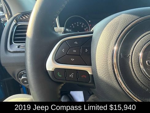 Used 2019 Jeep Compass Limited AWD/4WD image 32