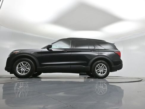 New 2026 Ford Explorer Active w/ Active Comfort Package image 7
