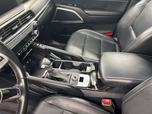 Used 2022 Kia Telluride S image 15