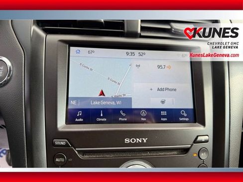 Used 2019 Ford Fusion Titanium image 28