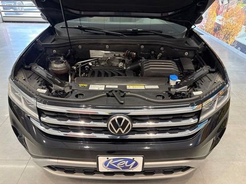 Used 2022 Volkswagen Atlas Cross Sport SE AWD/4WD image 56