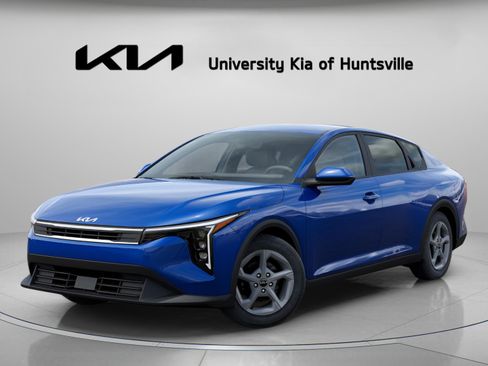 Used 2025 Kia K4 LXS image 3