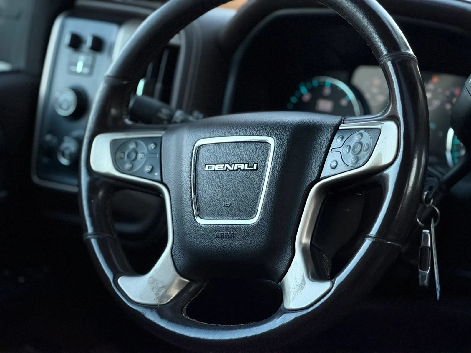 Used 2018 GMC Sierra 1500 Denali w/ Denali Ultimate Package AWD/4WD image 17