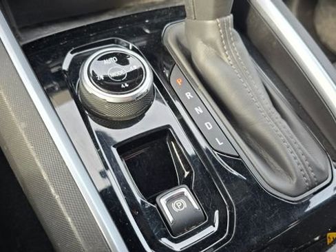 Used 2023 Chevrolet Colorado Trail Boss w/ Advanced Trailering Package image 22