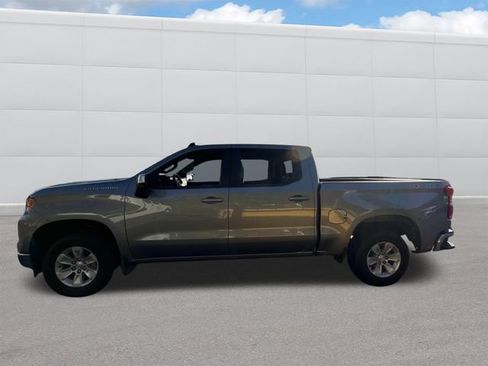 Used 2025 Chevrolet Silverado 1500 LT AWD/4WD image 2