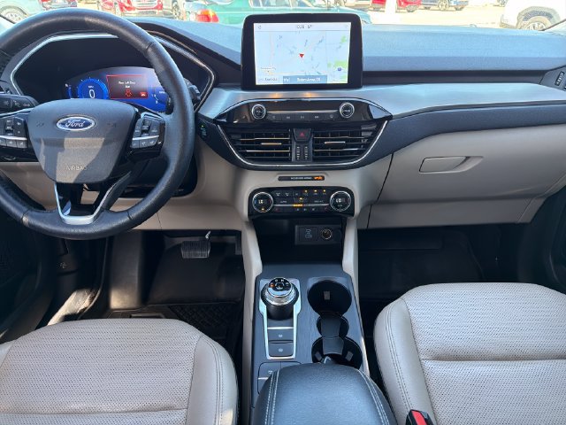 Used 2021 Ford Escape Titanium AWD/4WD image 9