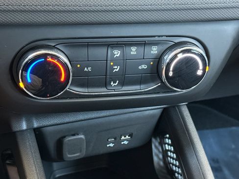 Certified 2025 Chevrolet TrailBlazer LS FWD image 20