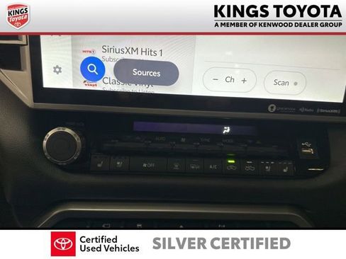 Certified 2022 Toyota Tundra Limited w/ TRD Off-Road Package AWD/4WD image 18