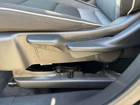 Used 2025 Chevrolet TrailBlazer LT image 23