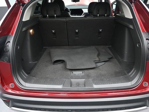 Used 2024 Chevrolet Trax LT image 19