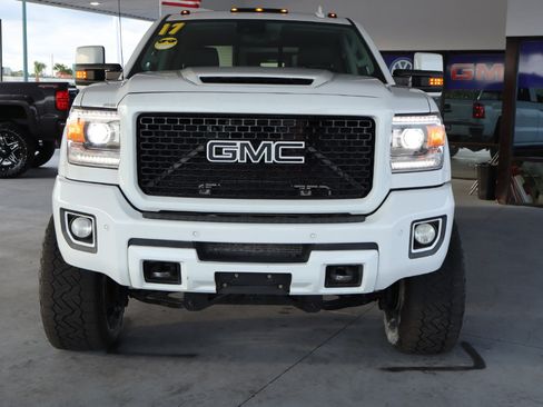 Used 2017 GMC Sierra 3500 Denali w/ Duramax Plus Package image 13