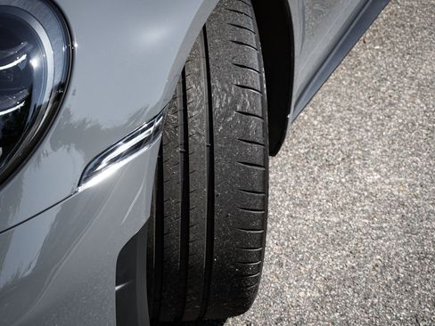 Used 2026 Porsche 911 GT3 RWD image 13