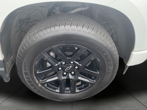 Certified 2024 Chevrolet Silverado 1500 Custom w/ Rally Edition AWD/4WD image 23