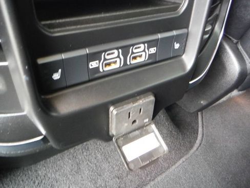 Used 2026 RAM 1500 Laramie AWD/4WD image 52