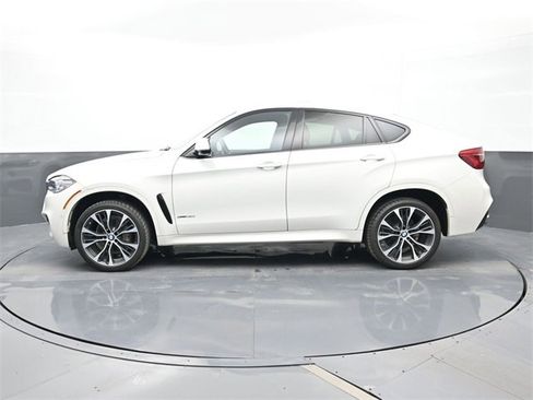 Used 2018 BMW X6 xDrive35i image 2