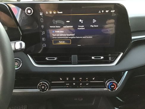 New 2026 Chevrolet Equinox LT image 18