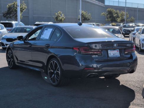 Used 2023 BMW 530e w/ M Sport Package image 8