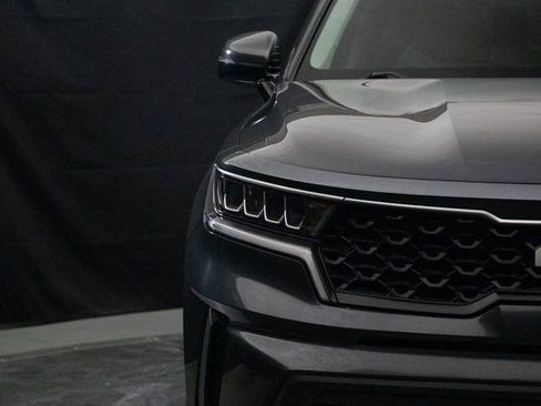 Used 2022 Kia Sorento S image 5