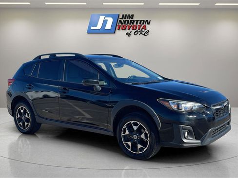 Used 2018 Subaru Crosstrek 2.0i Premium image 3