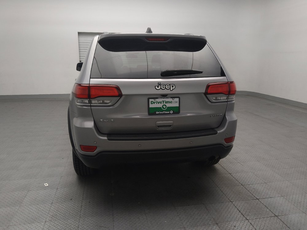 Used 2020 Jeep Grand Cherokee Laredo AWD/4WD image 6