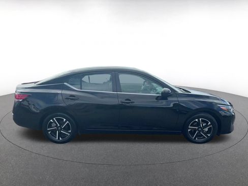 Used 2025 Nissan Sentra SV FWD image 15